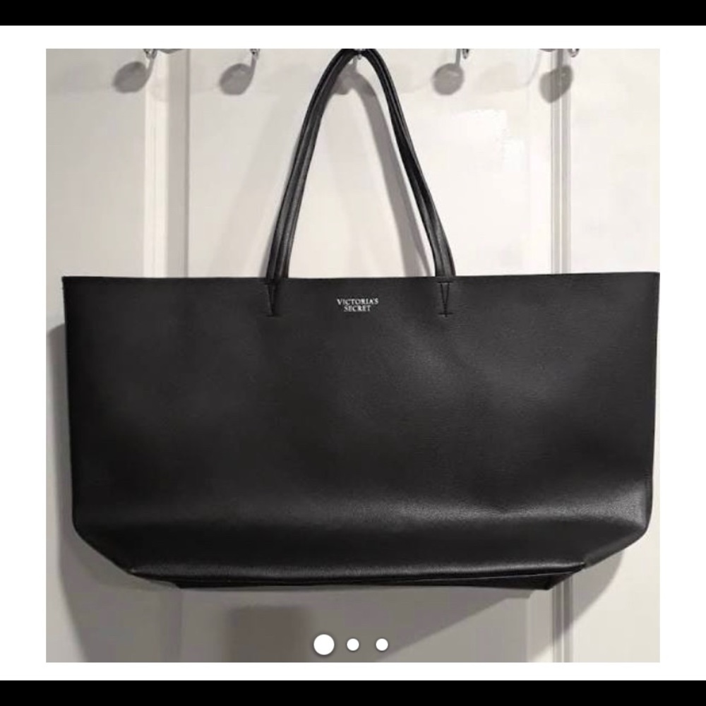 VVictoria’s Secret shoulder bag